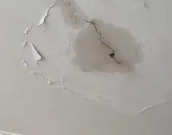 友好阳台漏水维修公司分享下屋面防水工程质量问题原因分析